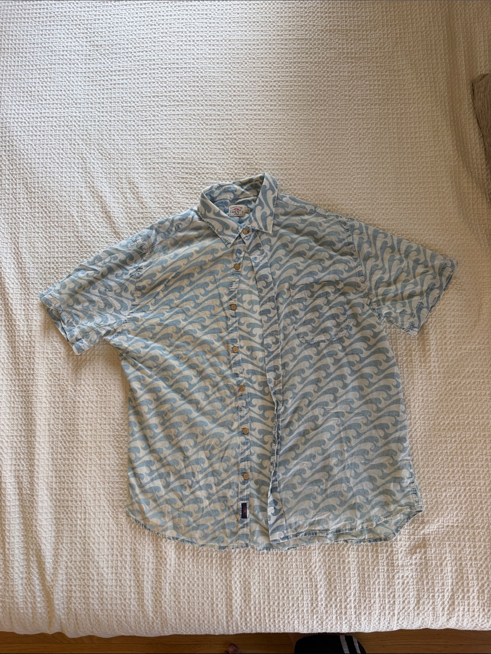 Faherty Light Blue Wave Print Short-Sleeve Button-Down Shirt